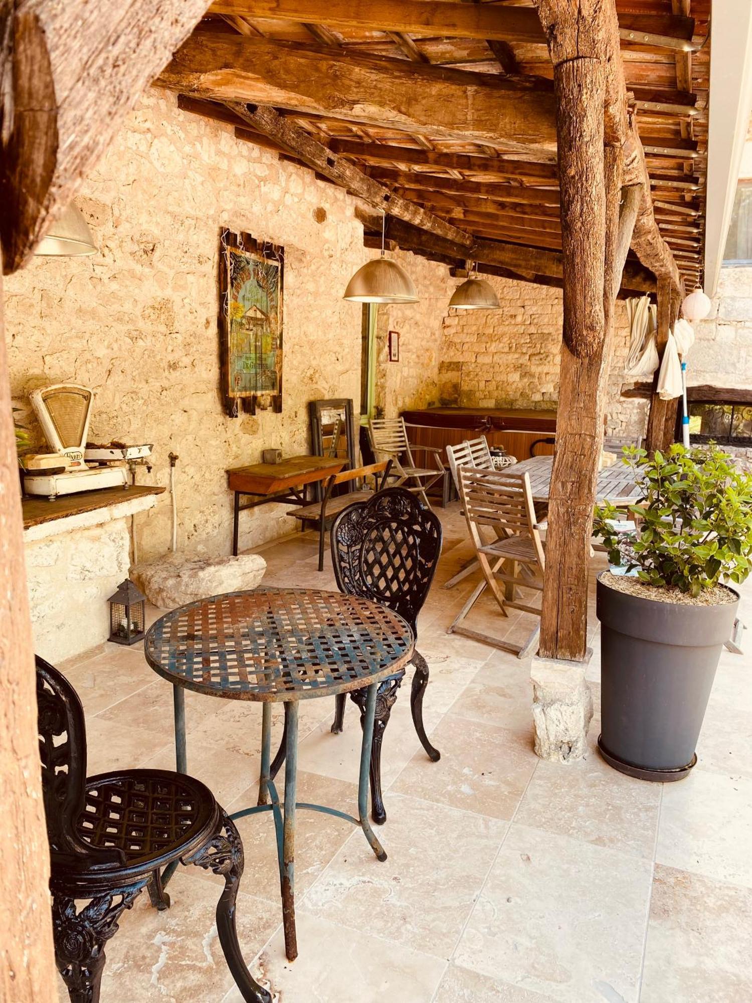 Maison De Des Papillons